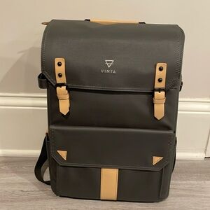 VINTA S-Series Travel Camera Backpack